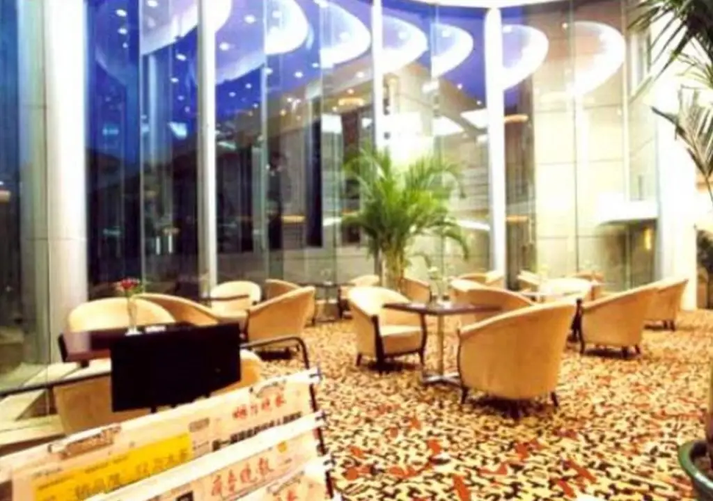 Яньтай: Phoenix Garden Hotel - Yantai