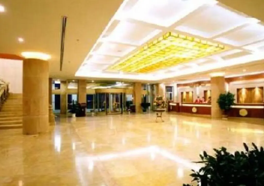 Яньтай: Phoenix Garden Hotel - Yantai