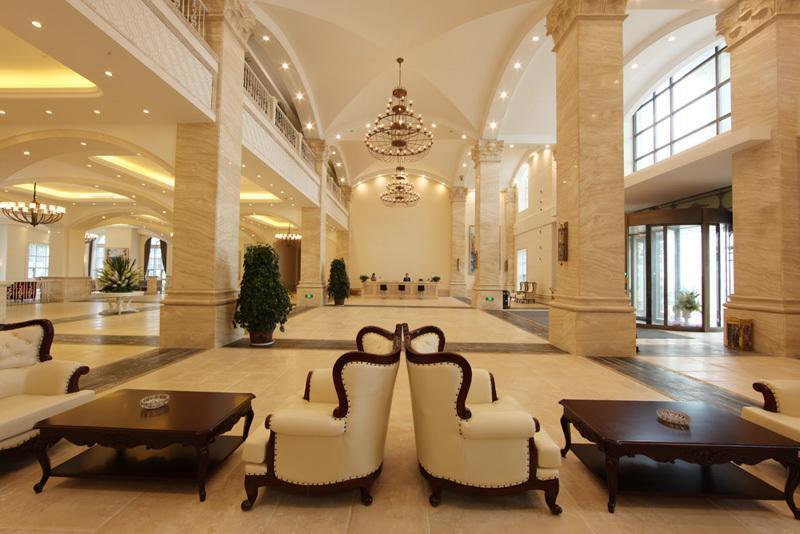 Яньтай: Blue Sky Hotel Yantai