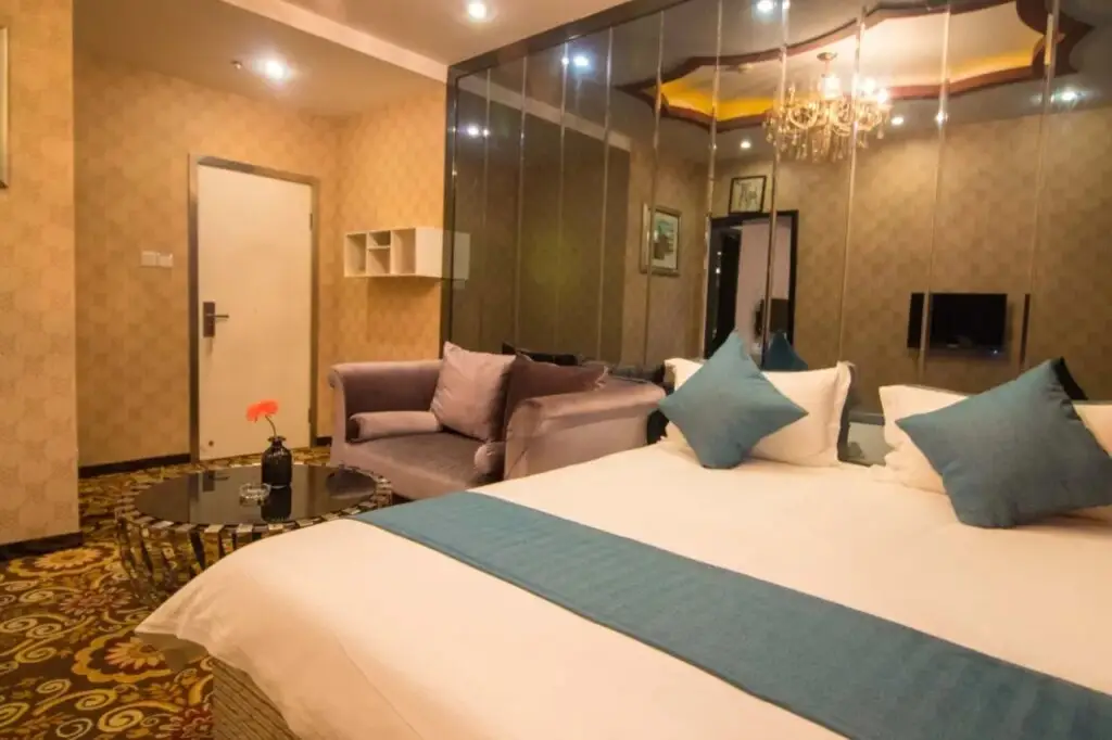 Чэнду: Constellation Fashion Hotel (Chengdu Jinhua Wanda Dongguang Subway Station)