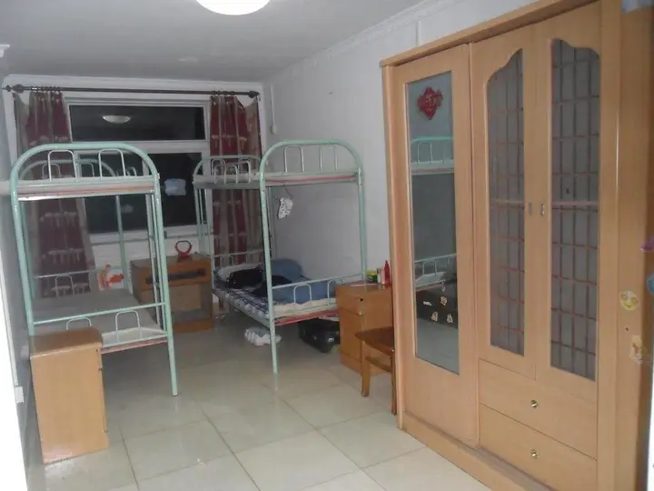 Цзинань: Jinri Friendship Apartment Heping Road