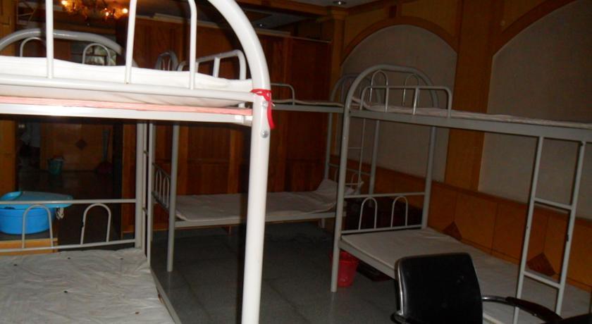 Цзинань: Jinri Friendship Apartment Hongjialou Road