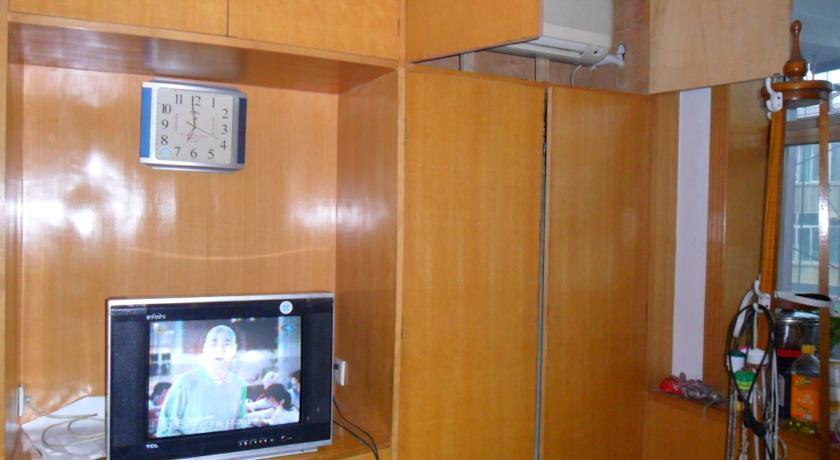 Цзинань: Jinri Friendship Apartment Hongjialou Road