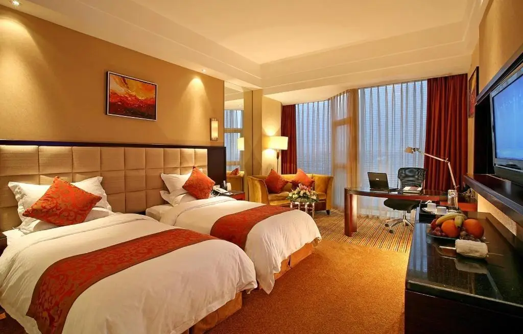 Чэнду: Rainbird Hotel