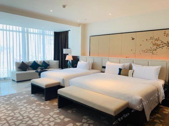 Чэнду: Rainbird Hotel