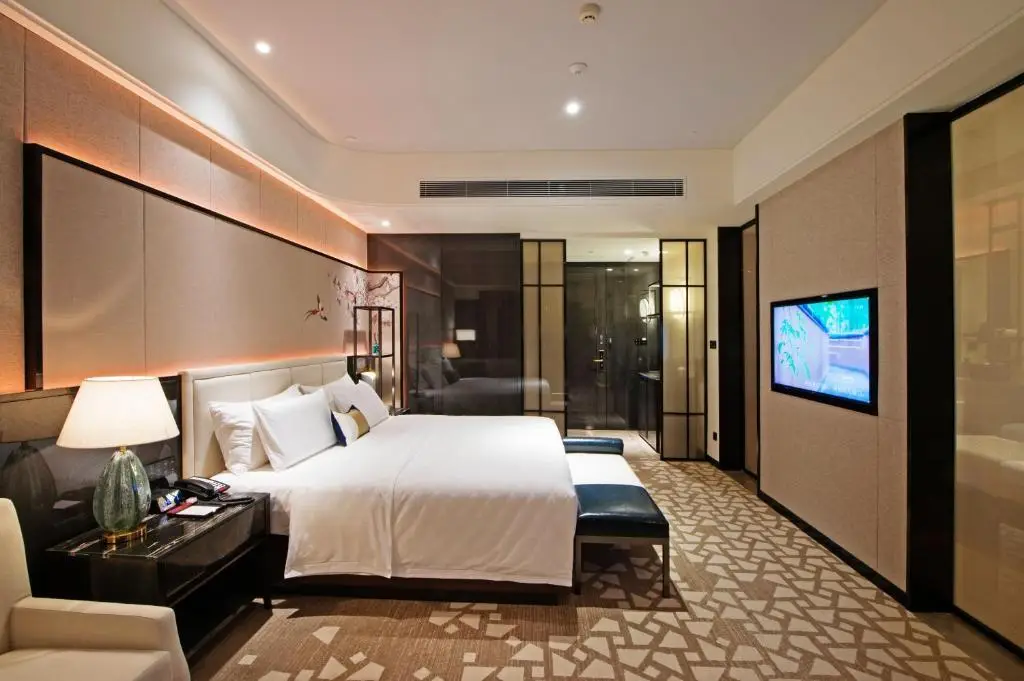 Чэнду: Rainbird Hotel