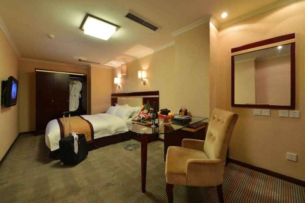 Чэнду: Chengdu Lu Tian Hua Hotel