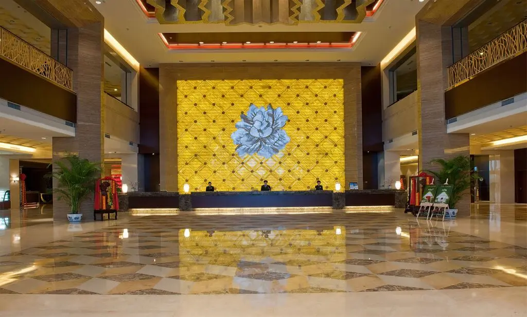 Лайян: Jin Jiang Golden Mountain International Hotel