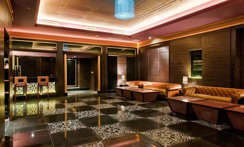 Лайян: Jin Jiang Golden Mountain International Hotel
