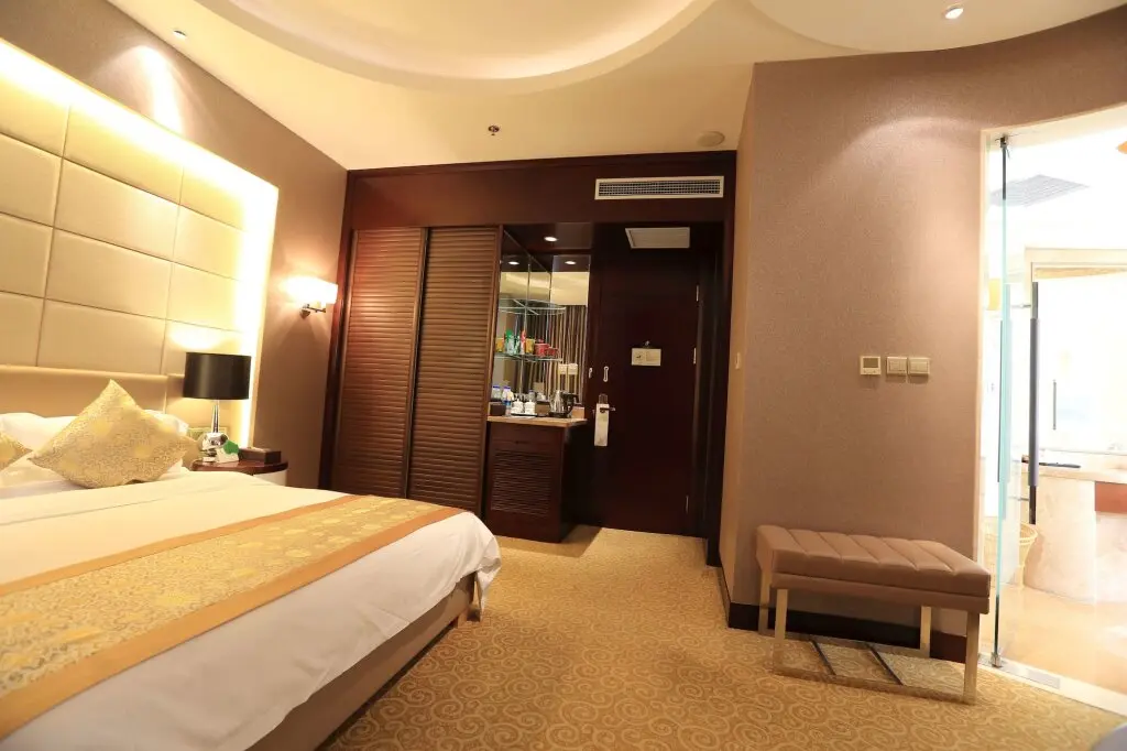 Лайян: Jin Jiang Golden Mountain International Hotel