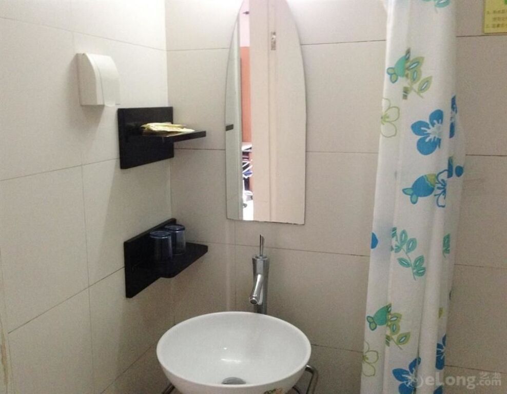Гуанчжоу: Guangzhou Pin Jing Bo Lin Apartment