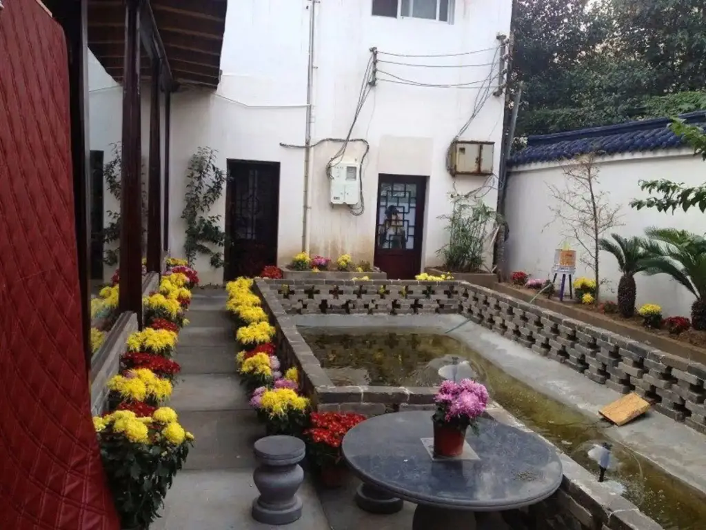 Кайфын: Kaifeng Huaihuang International Youth Hostel