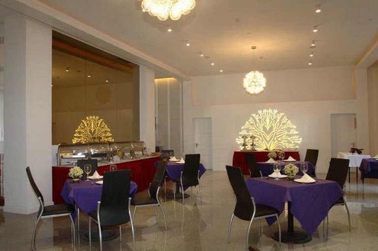 Шанхай: JI Hotel Shanghai Lujiazui