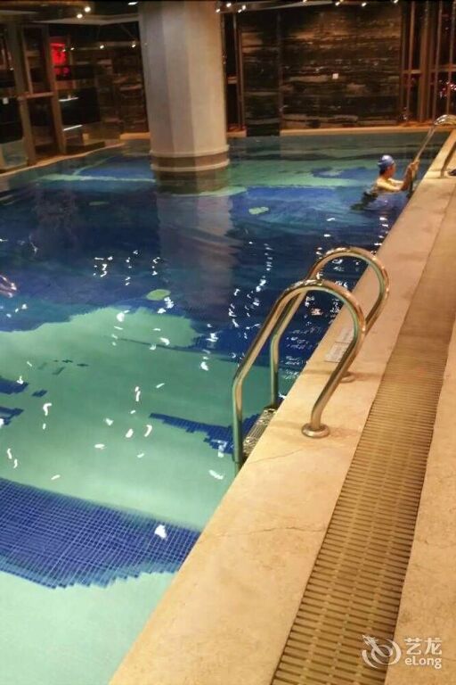 Яньтай: Brigh Radiance Hotel Yantai