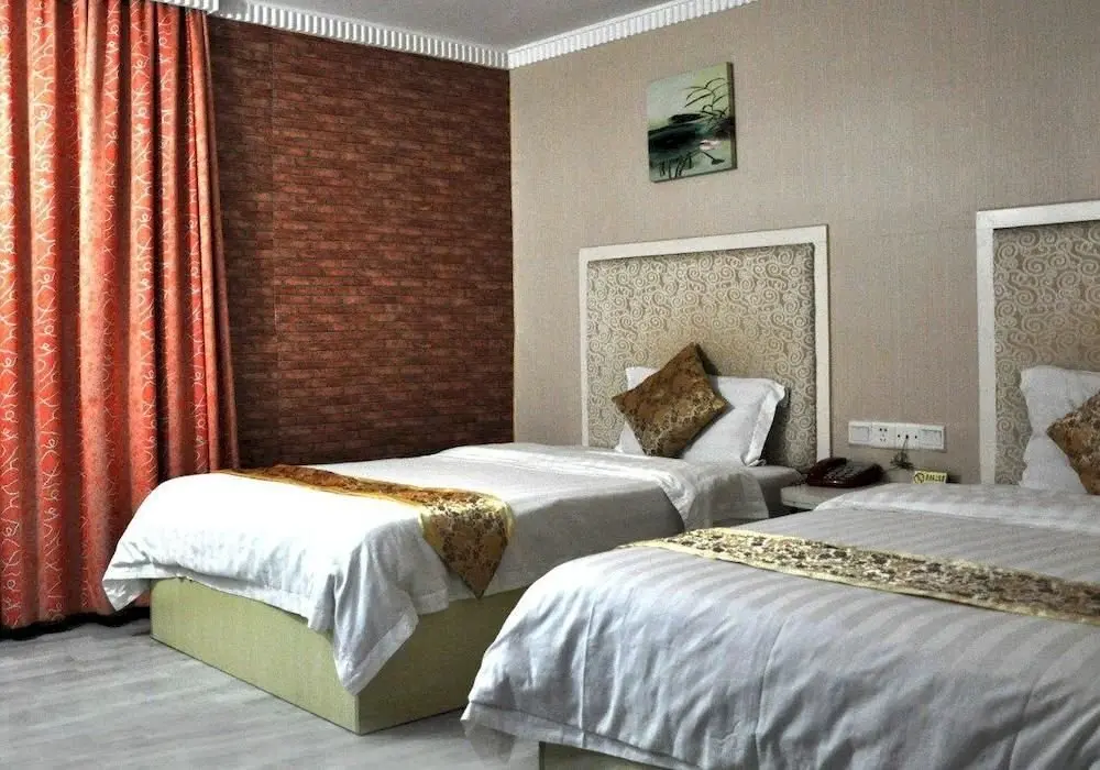 Гуанчжоу: Dragon 168 Hotel (Gangding)