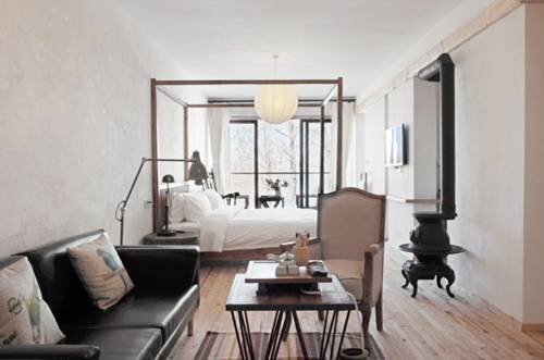 SOFAR Lake-view Hotel — фото 1