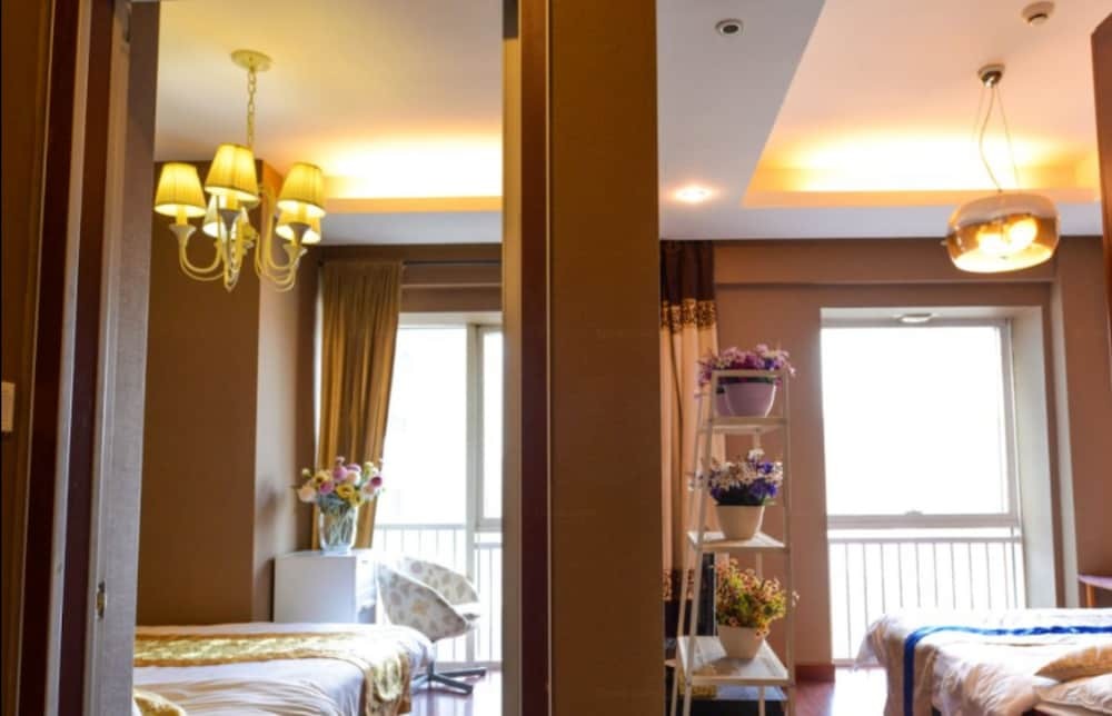 Далянь: Dalian Xinghai Yijia Apartment
