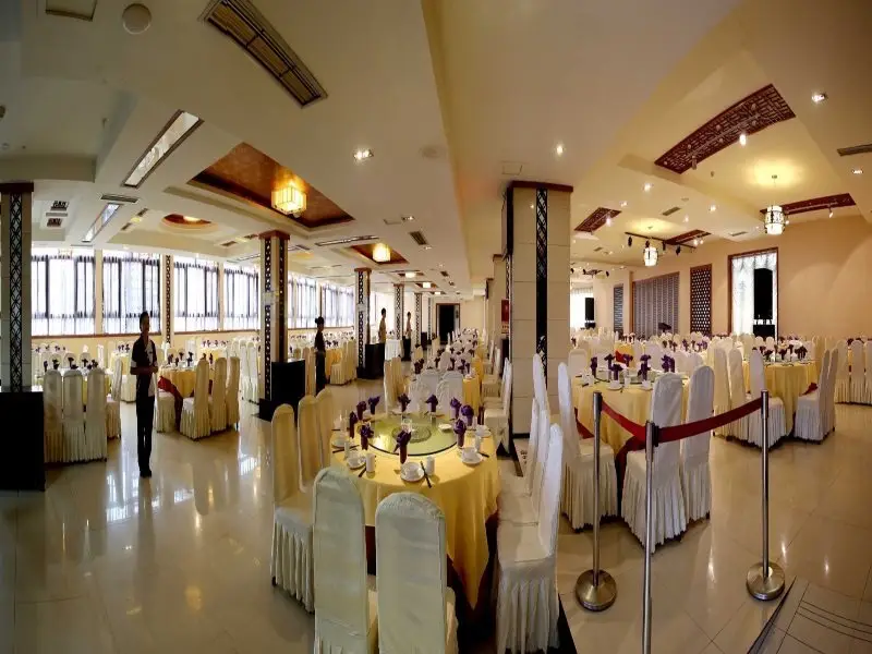 Чэнду: Huaxi Fishing Port Hotel