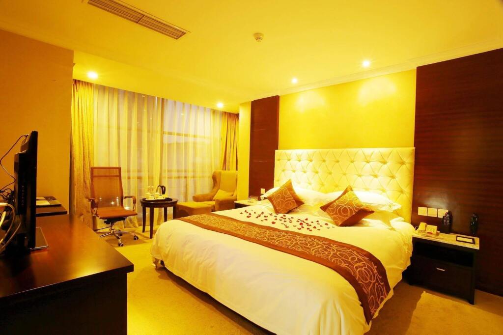 Yijia Hotel Chunxi Road — фото 1