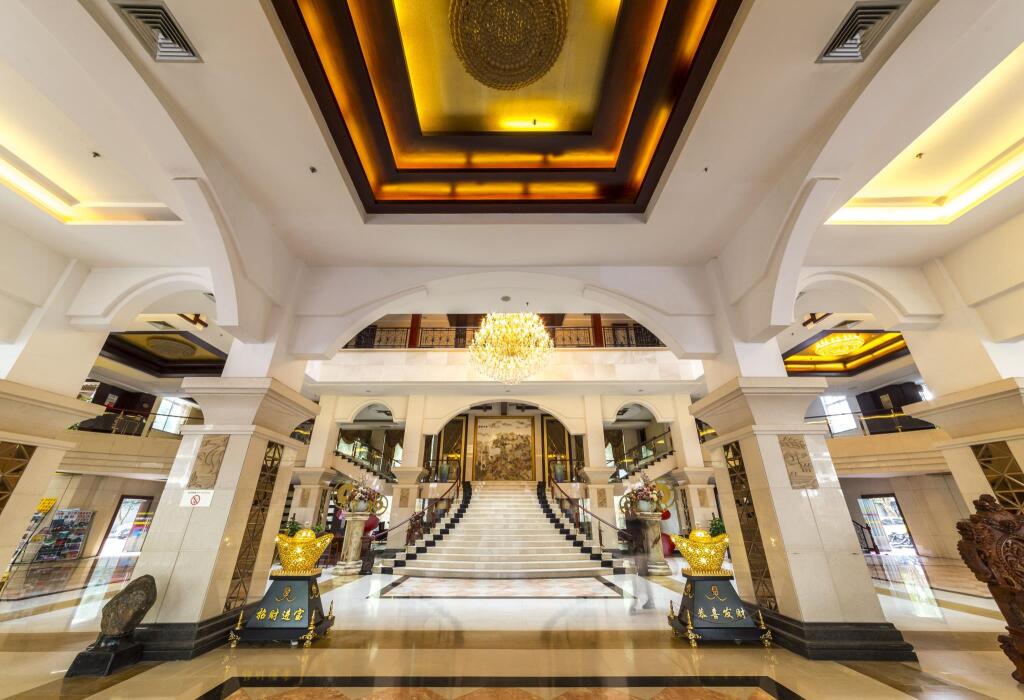 Яншо: New West Street International Hotel
