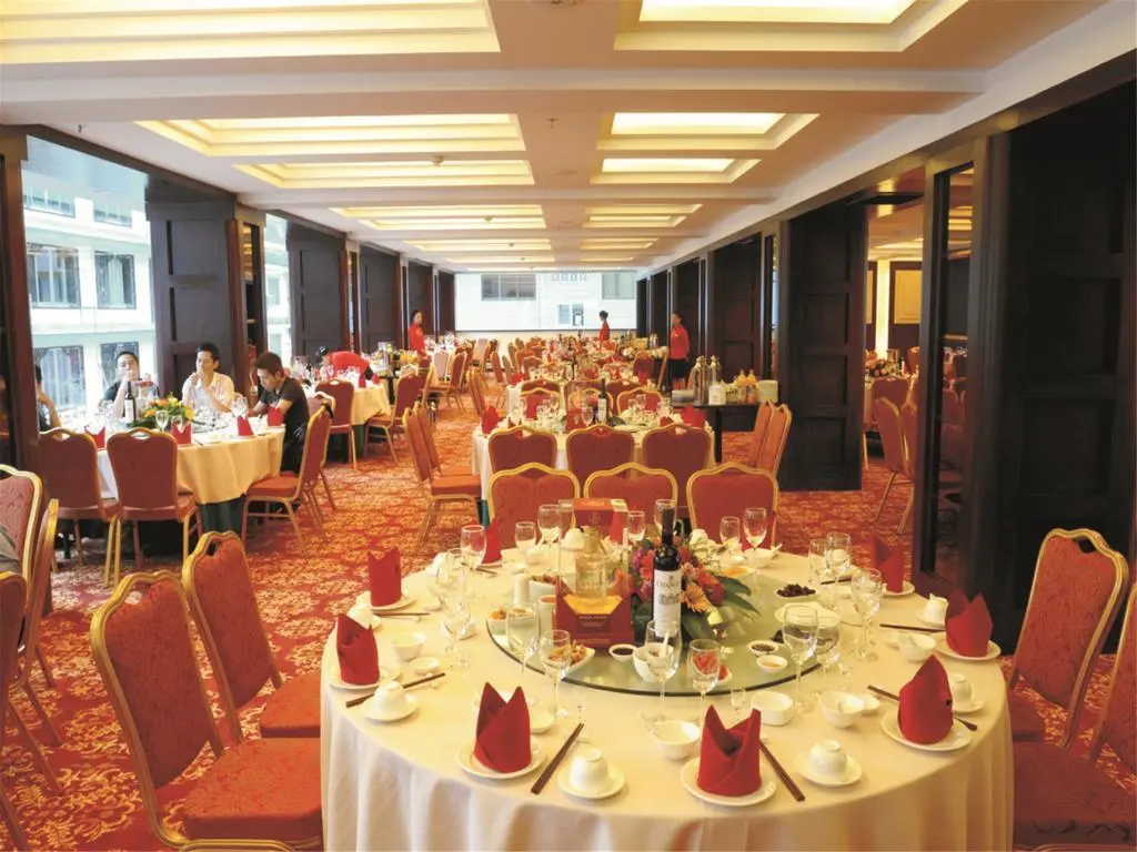 Яншо: New West Street International Hotel