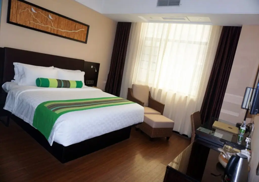Шэньчжэнь: Season Boutique Hotel Longcheng Branch