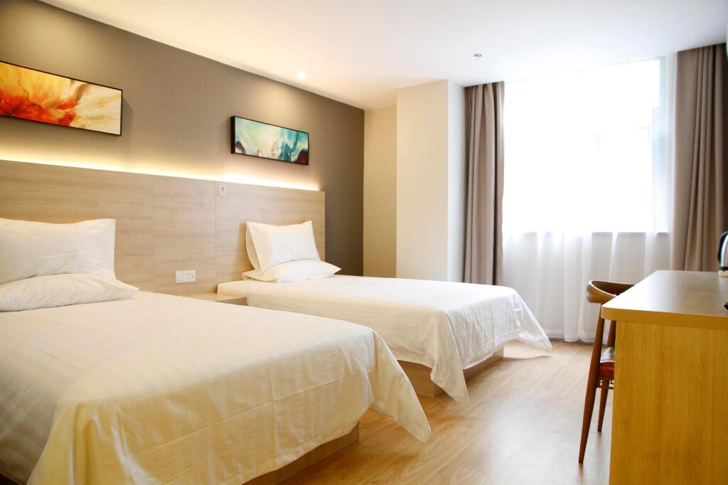 Тяньцзинь: Hi Inn Liangpin Tianjing Tech Plaza