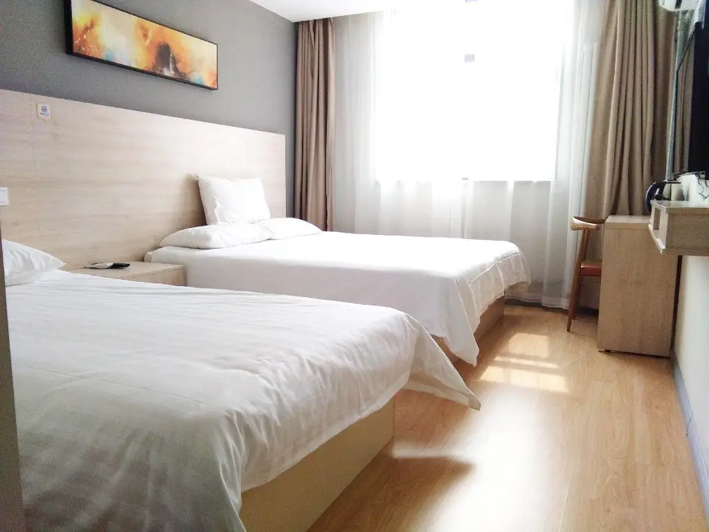 Тяньцзинь: Hi Inn Liangpin Tianjing Tech Plaza