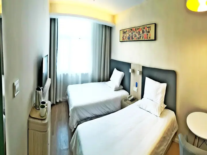 Циндао: Hanting Hotel Qingdao Electronic Information City