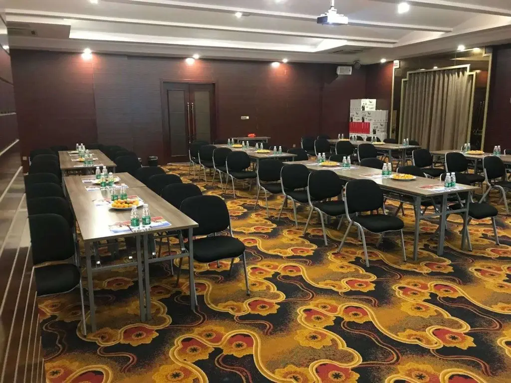 Цзюцзян: Starway Hotel Jiujiang Railway Station