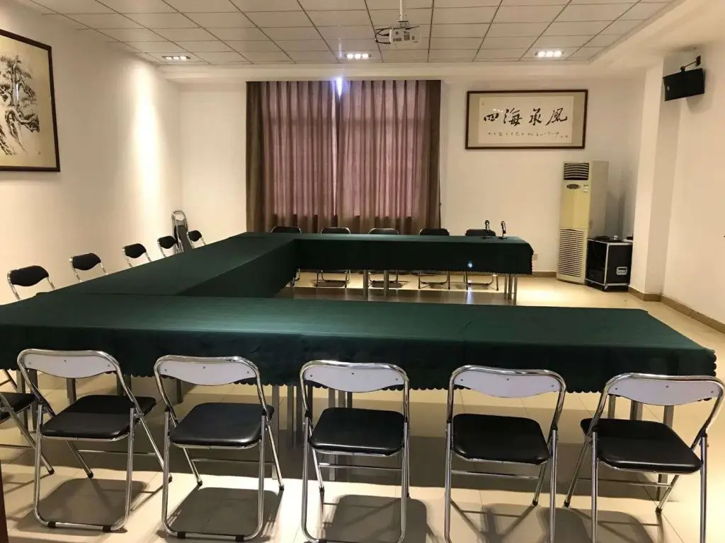 Цзюцзян: Starway Hotel Jiujiang Railway Station