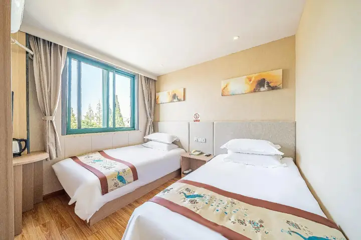 Шанхай: Orangewood Hotel (Shanghai Pengpu Xincun Subway Station)