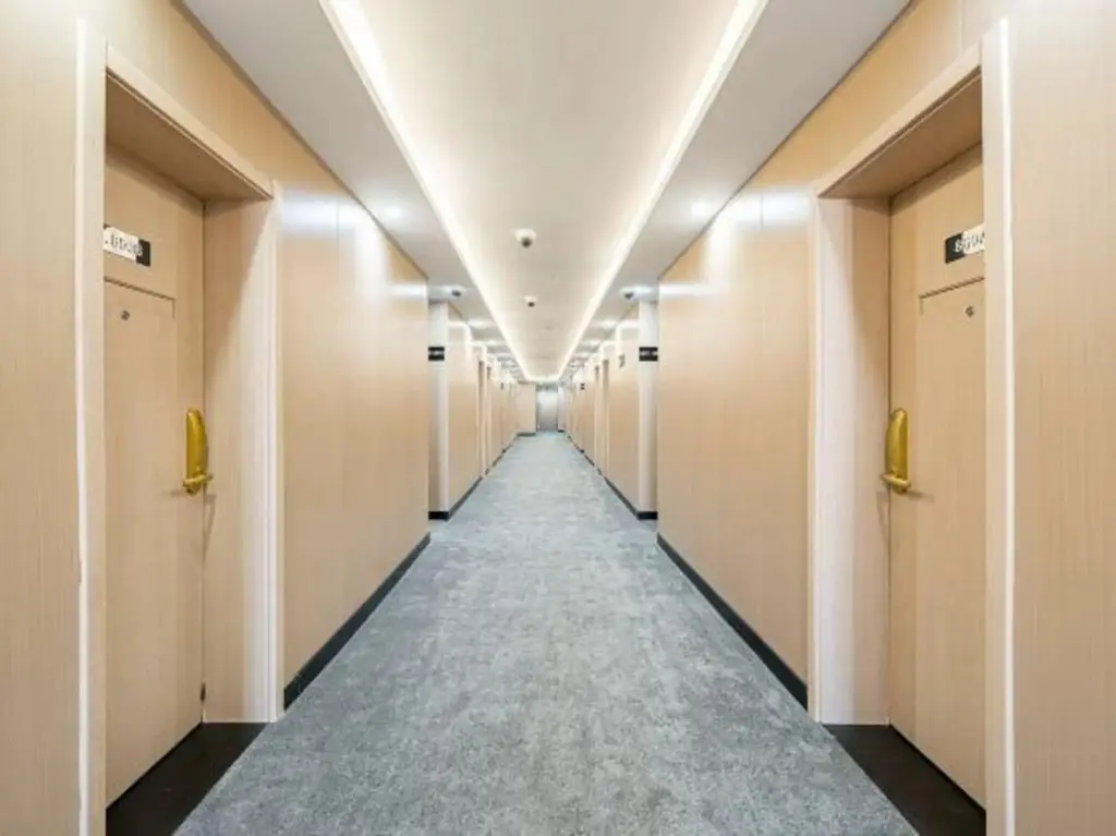Шанхай: Orangewood Hotel (Shanghai Pengpu Xincun Subway Station)