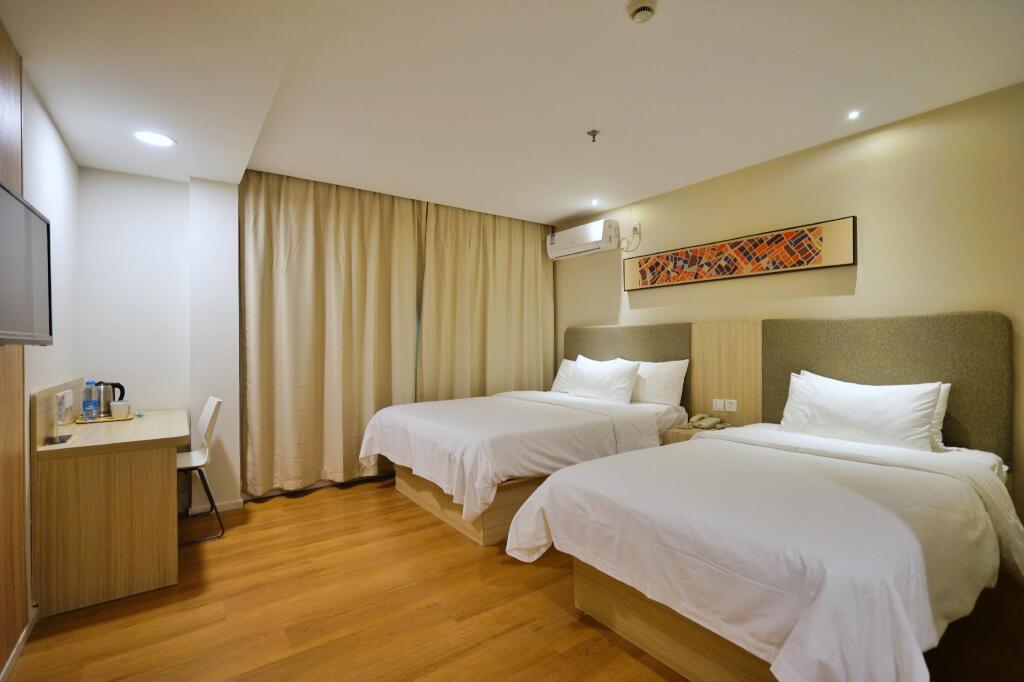 Шанхай: Hanting Hotel Shanghai Chedun Movie Studio