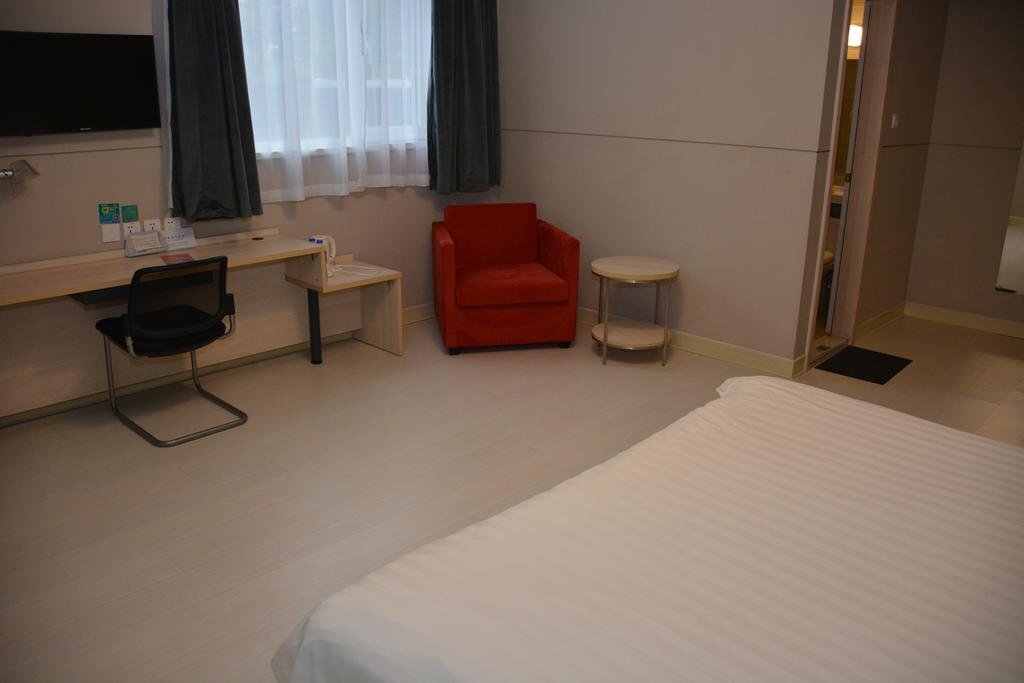Тяньцзинь: Jinjiang Inn Hotel Tianjin Jintang Highway Steel pipe company Light rail station Branch