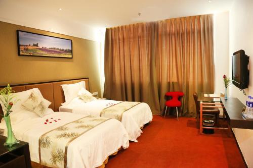 Гуанчжоу: Jinjiang Inn Guangzhou Huadu High-speed Train North Station