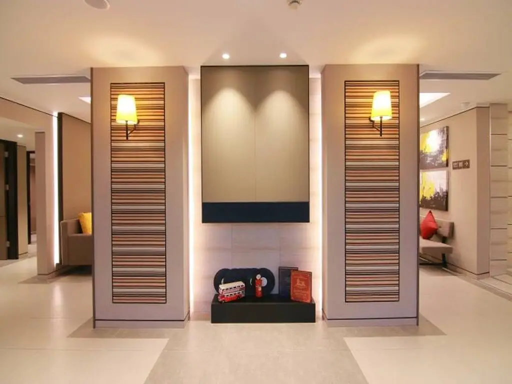Шанхай: Homeinnplus-Shanghai North the Bund zhoujiazui road Hotel