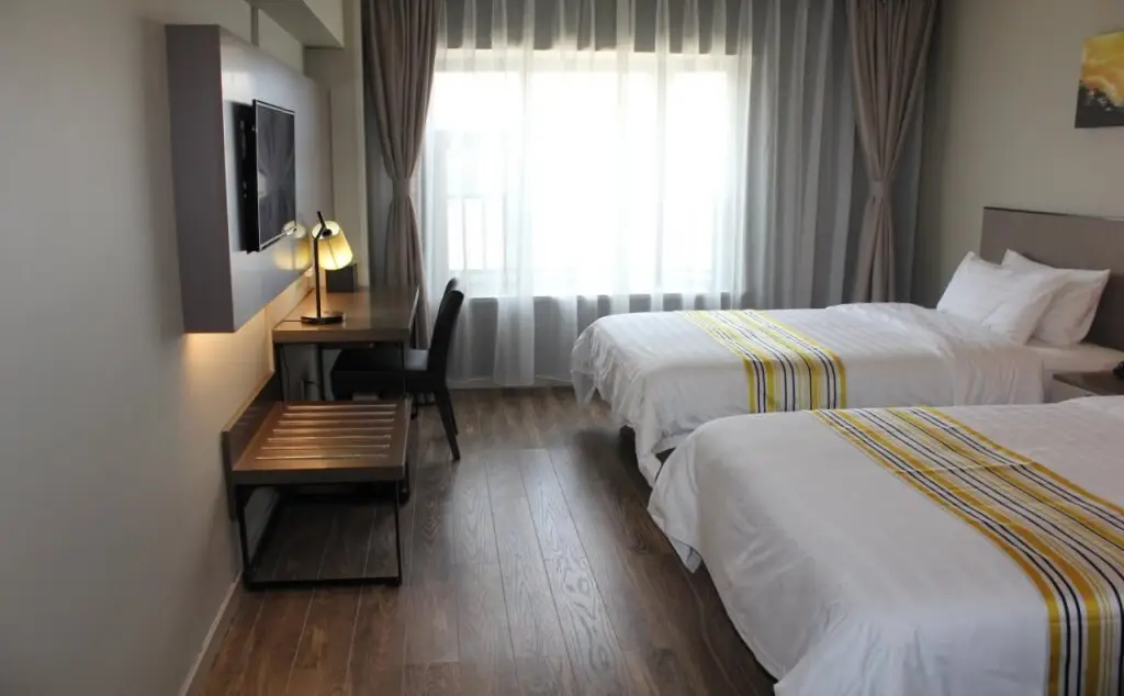 Фошань: Home Inn Plus Shunde Daliang Bus Station