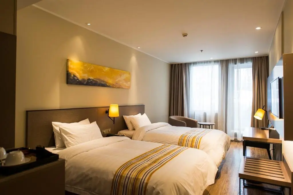 Шанхай: Homeinnplus-Shanghai Zhangjiang Park