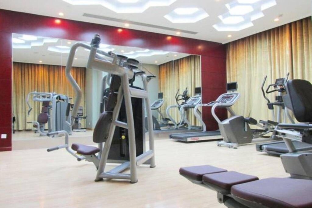 Шанхай: Howard Johnson Peace Hotel Shanghai