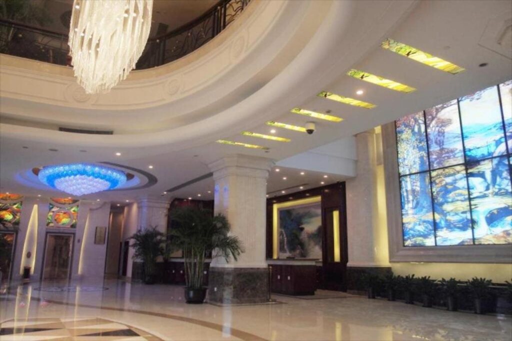 Шанхай: Howard Johnson Peace Hotel Shanghai