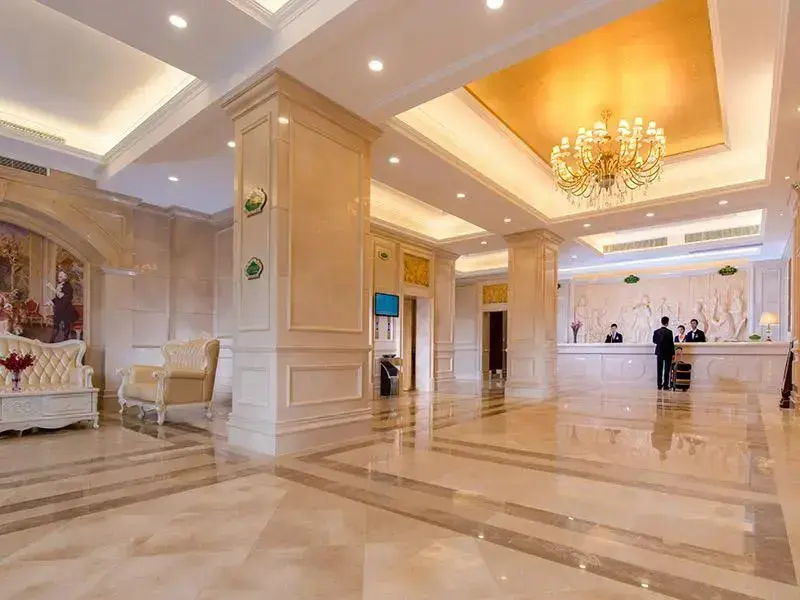 Шэньчжэнь: Vienna Hotel Shenzhen Shuiku New Village
