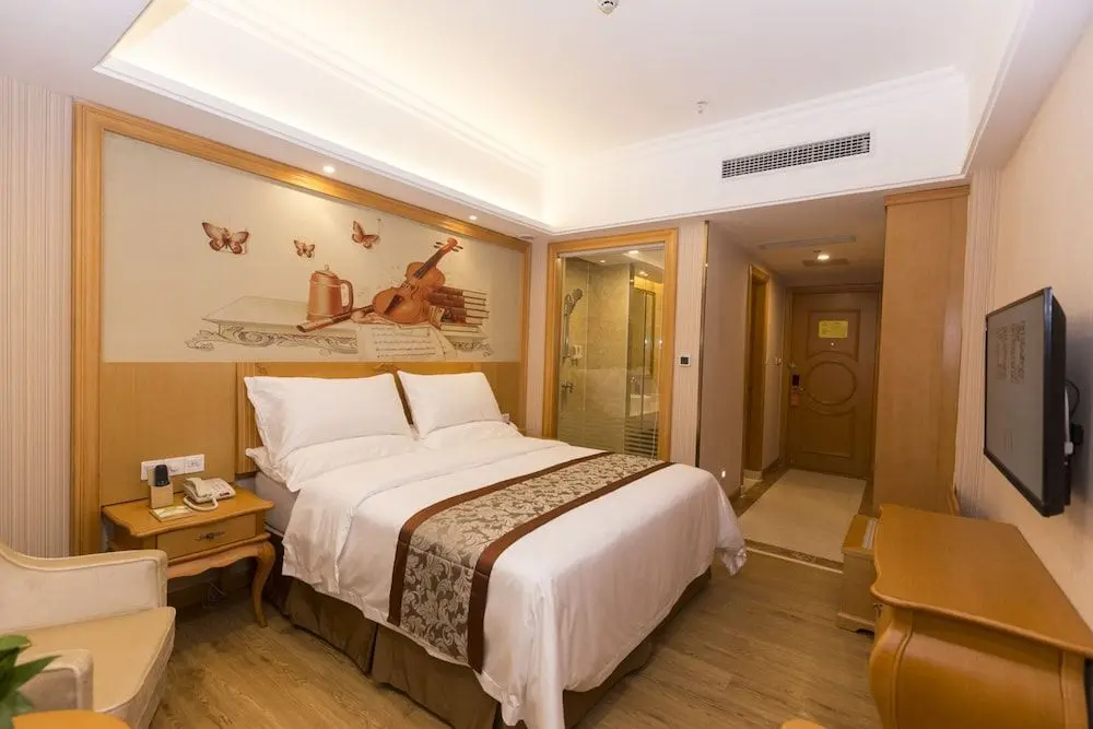 Гуанчжоу: Vienna Hotel Guangzhou Guanghua Road Guangdong University of Foreign Studies