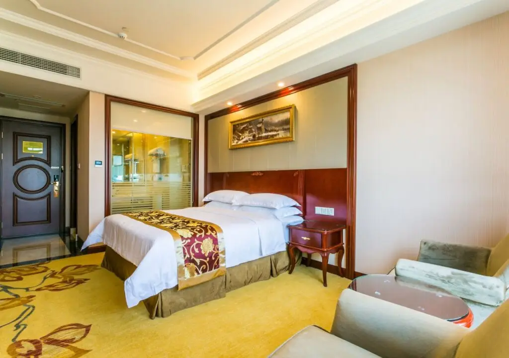 Шанхай: Vienna Shanghai Hongqiao National Convention and E
