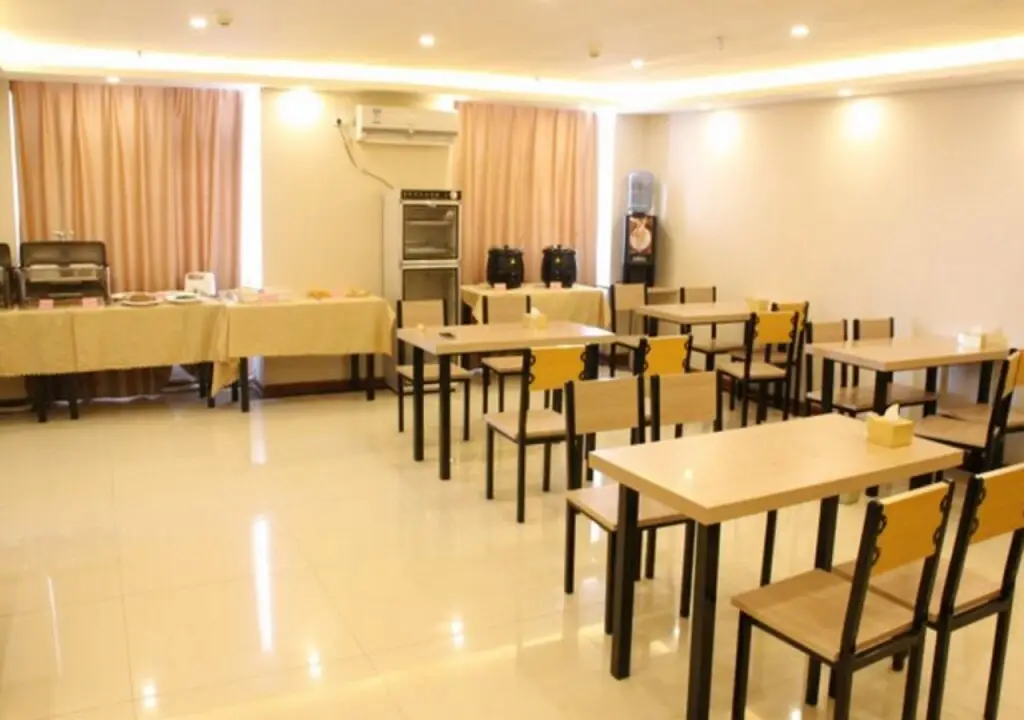 Лиаоченг: GreenTree Inn LiaoCheng LinQing HaiShan Building Express Hotel