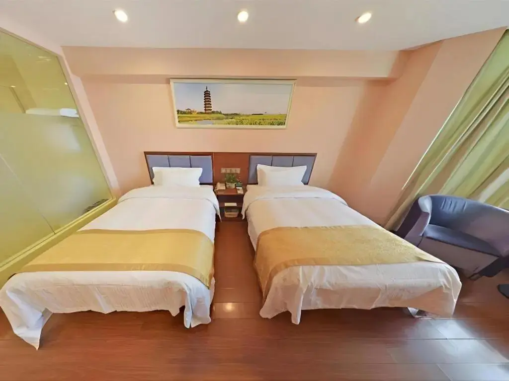 Янчжоу: GreenTree Alliance Jiangsu Yangzhou Hanjiang Middle Road Libao Square Hotel