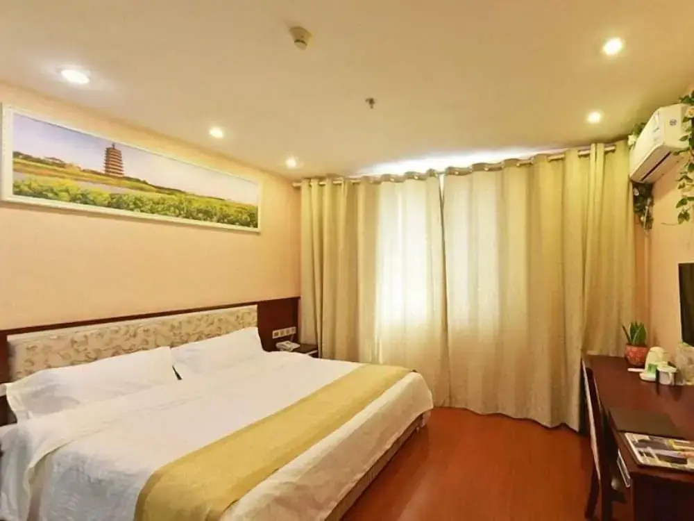 Янчжоу: GreenTree Alliance Jiangsu Yangzhou Hanjiang Middle Road Libao Square Hotel