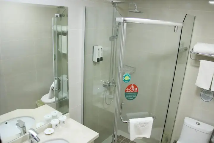 Таншань: GreenTree Inn HeiBei Tangshan Nanhujindi Business Hotel