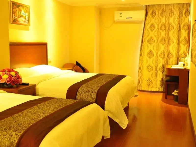 Нинбо: GreenTree Inn Zhejiang Ningbo Luotuo Town Haixin City Express Hotel