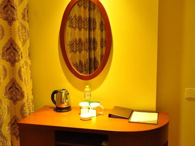 Нинбо: GreenTree Inn Zhejiang Ningbo Luotuo Town Haixin City Express Hotel